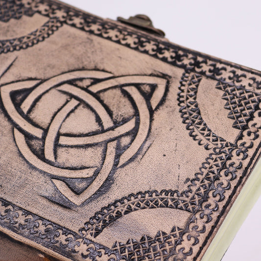 Esoteric Notebook – Circle Triquetra | Wisdom, Protection & Timeless Craft | 2