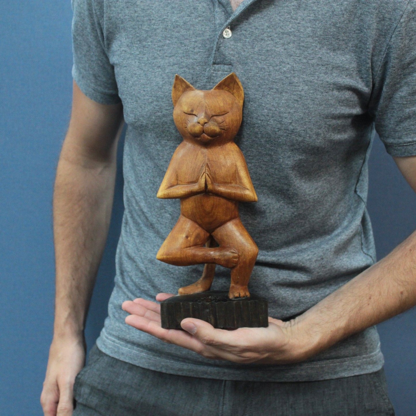 Hand-Carved Yoga Cats – One Leg Pose | Strength, Balance & Playful Focus | 2