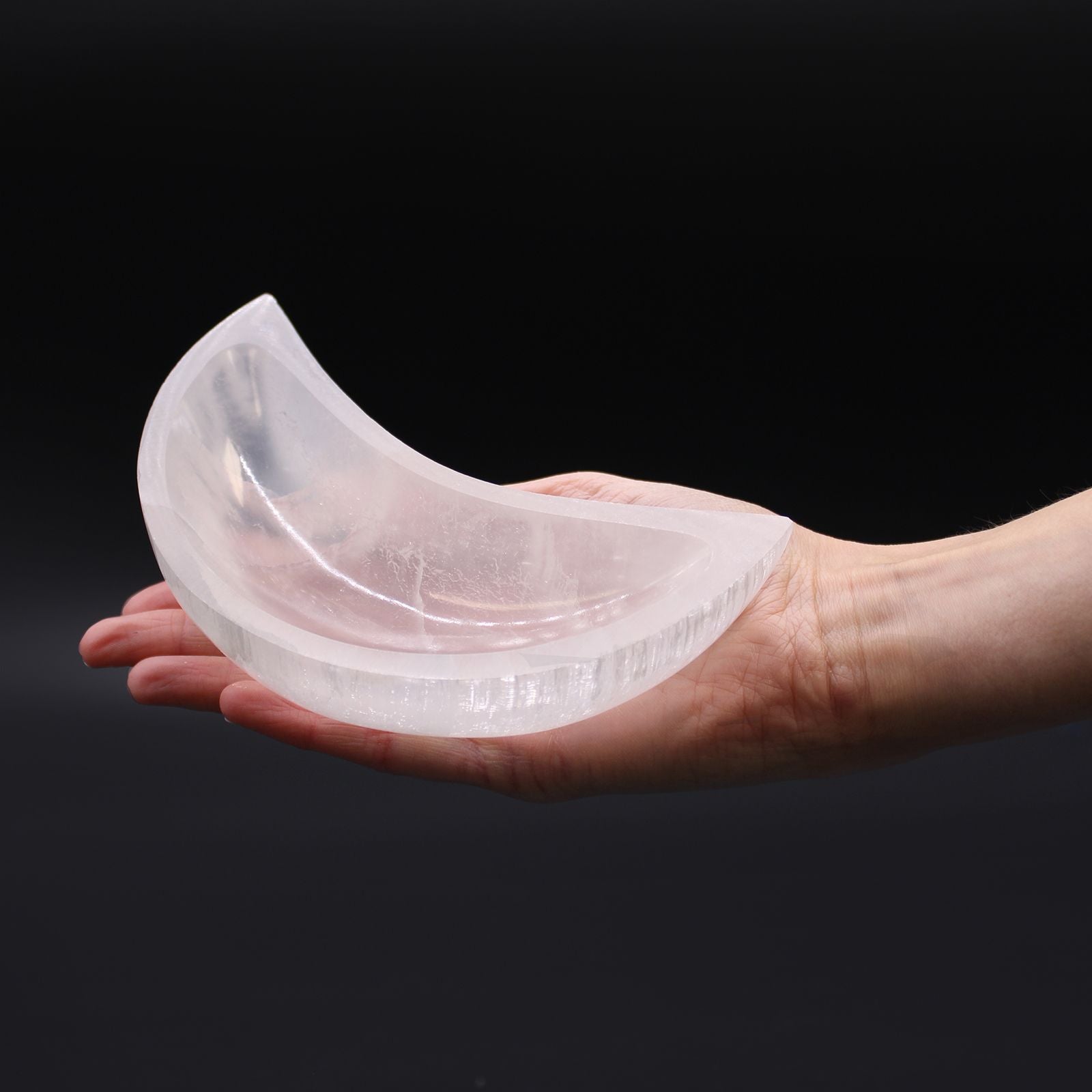 Selenite Moon Bowl | 15 cm | Lunar Light & Renewal | 1