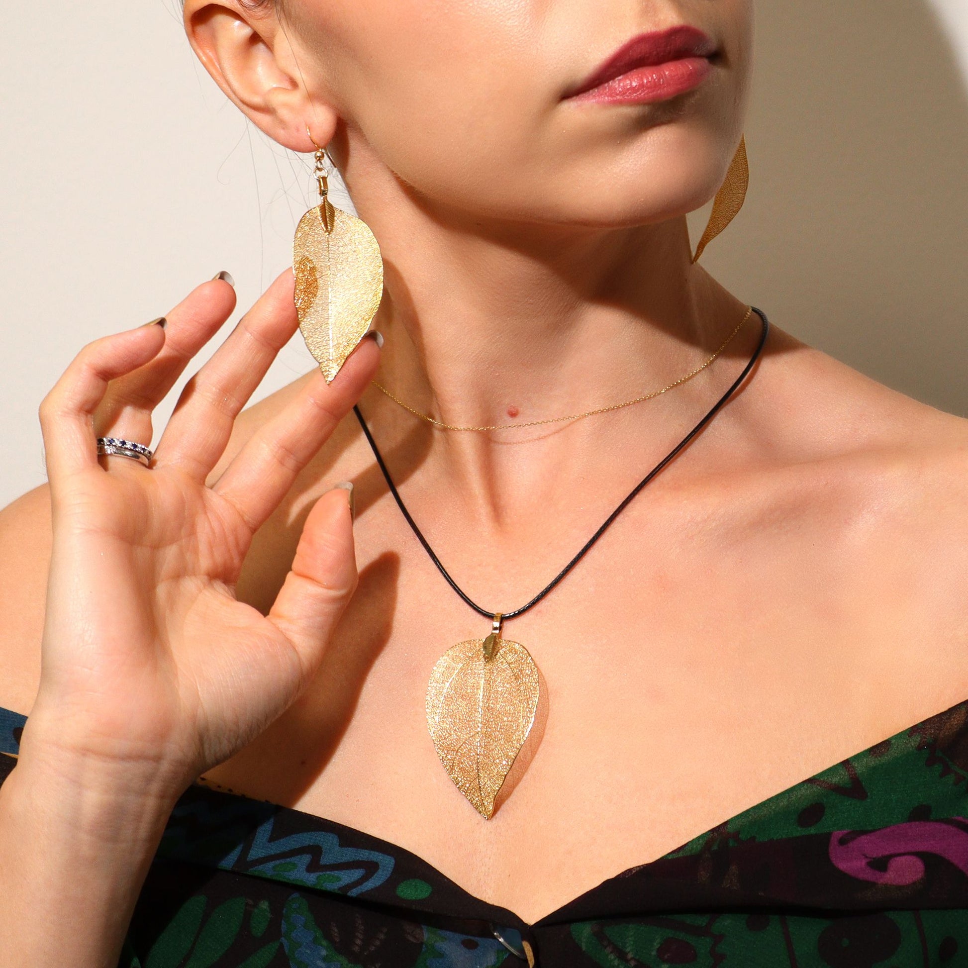 Bravery Leaf Jewellery Set | Gold | Rooted in Radiance | 1