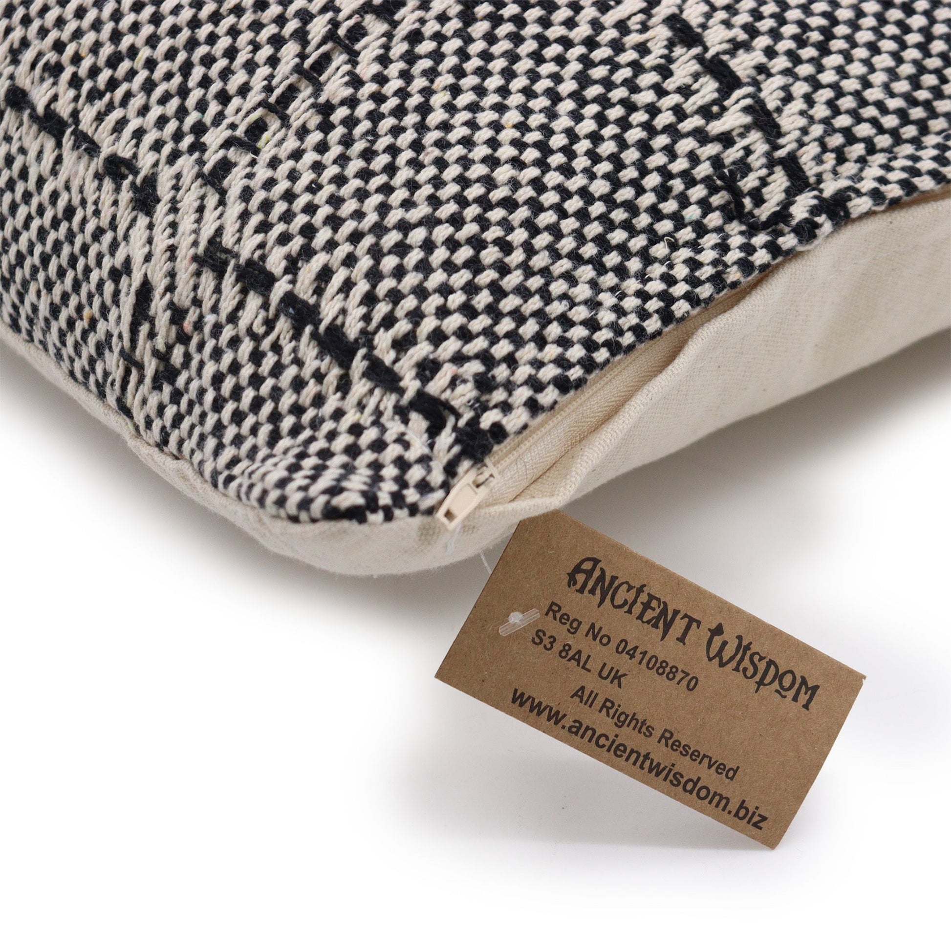 Classic Cushion Cover – Squares Grey (40 × 40 cm) | Calm, Craft & Timeless Geometry | 3