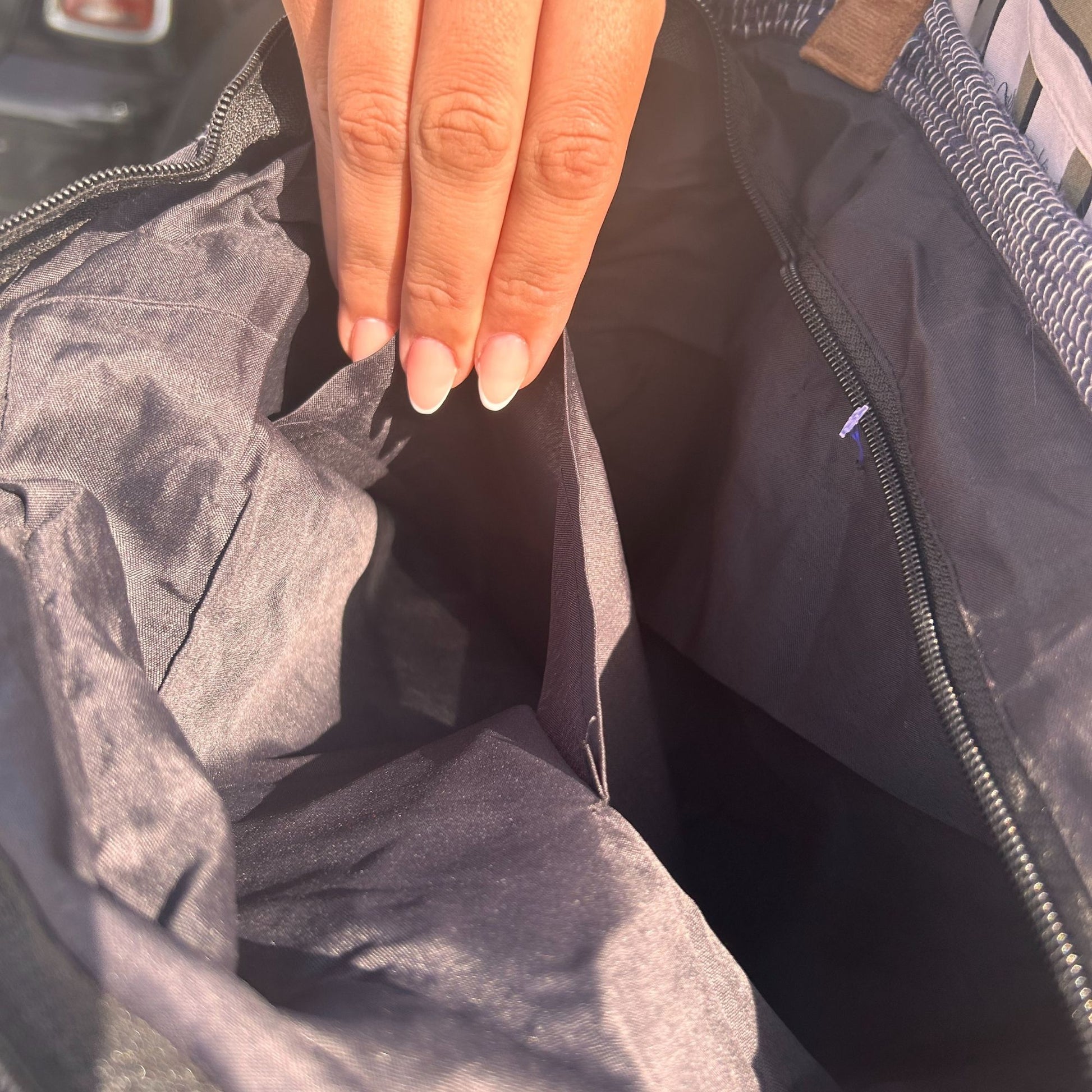 Recycled Big Rug Bag | Shades of Dusk | Wander & Ground | 3