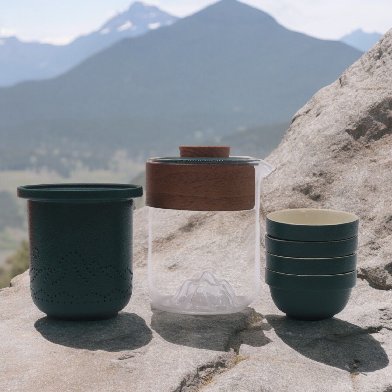Travel Mountain Teapot Set – Four Friends | Gift of Connection & Calm | 1